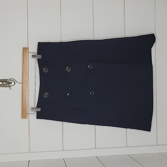 BANANA REPUBLIC size 8 black wool skirt with buttons - Picture 1 of 5